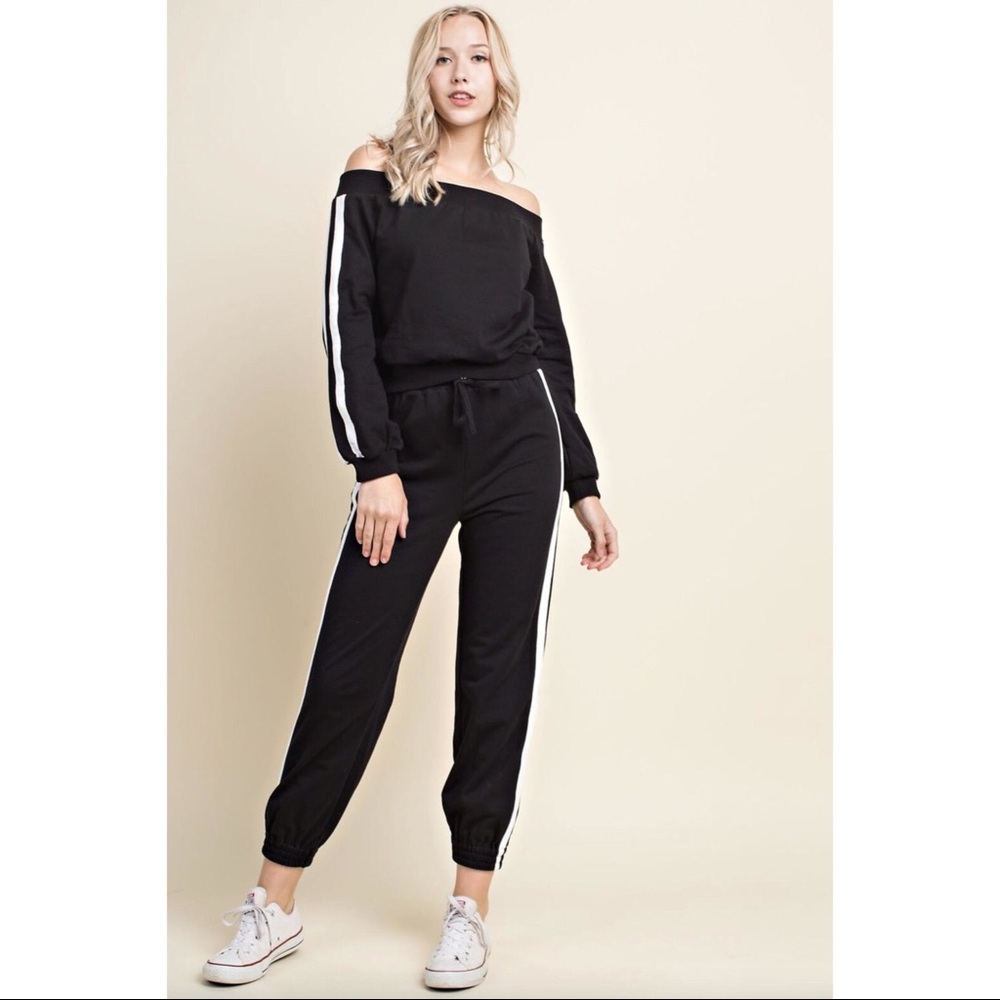 Side Stripe Off Shoulder Top
